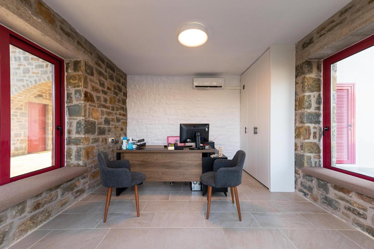 Abeloessa Methonian Hospitality Aparthotel Luaran gambar